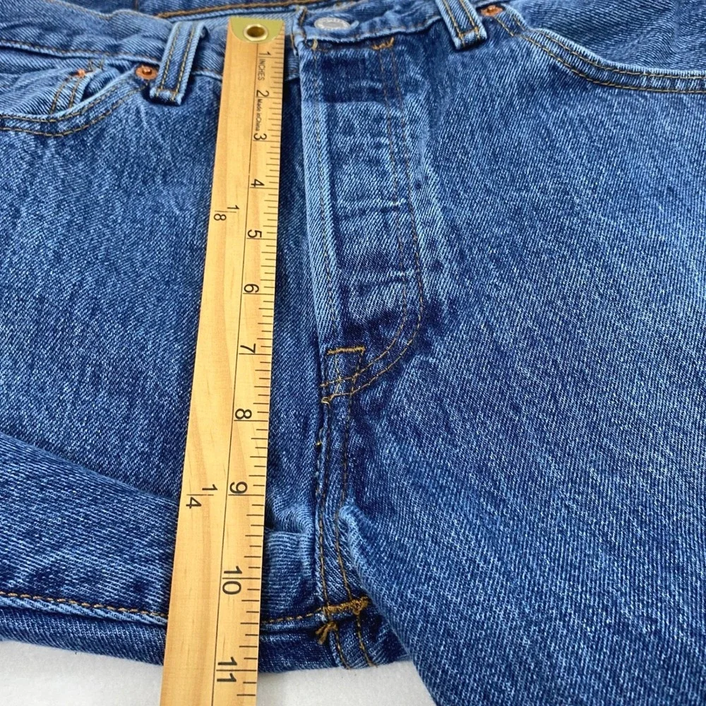 Levis 501 Straight Leg Jeans Mens 31 x 28.5 Button Fly Medium Wash Denim Pants‎